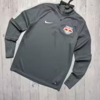 Оригинално горнище на  Nike - Salzburg размер L , снимка 2 - Спортни дрехи, екипи - 43575740