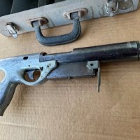 Стар пистолет за пирони, снимка 15 - Антикварни и старинни предмети - 44068570