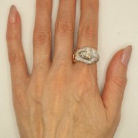 Златни пръстени-18К с диаманти, снимка 5 - Пръстени - 39790190