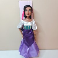 Оригинална кукла Есмералда - Парижката Света Богородица - Дисни Стор Disney store, снимка 9 - Кукли - 39142452