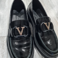 Черни обувки, снимка 2 - Дамски ежедневни обувки - 44898341