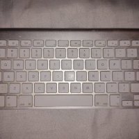 Apple MC184TH B Wireless Keyboard A1314 Клавиатура , снимка 1 - Клавиатури и мишки - 38347508