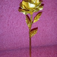 Вечна роза със златно покритие, снимка 2 - Други стоки за дома - 37687340