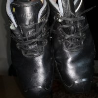 Работни обувки Uvex 47 номер, снимка 11 - Мъжки боти - 39829208