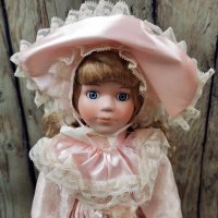 Порцеланова кукла - Ана, снимка 2 - Колекции - 43328022