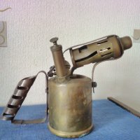Автентична бензинова лампа,,златарска" произход Англия., снимка 1 - Антикварни и старинни предмети - 37759326