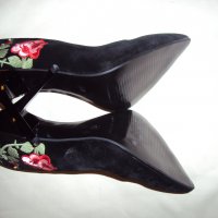 Нови дамски велурени обувки на ток, снимка 5 - Дамски елегантни обувки - 38474187