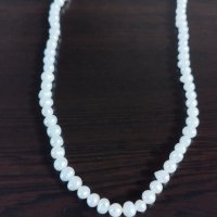 Естествени бели перли -колие , снимка 3 - Колиета, медальони, синджири - 43120230