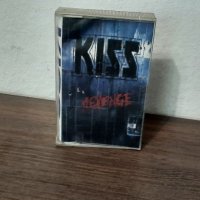 Аудио касета Kiss "REVENGE'', снимка 6 - Аудио касети - 37024521