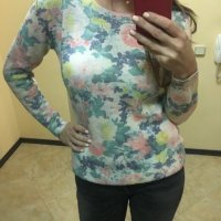 Дамска плетена блуза с флорални мотиви, снимка 2 - Блузи с дълъг ръкав и пуловери - 27657844