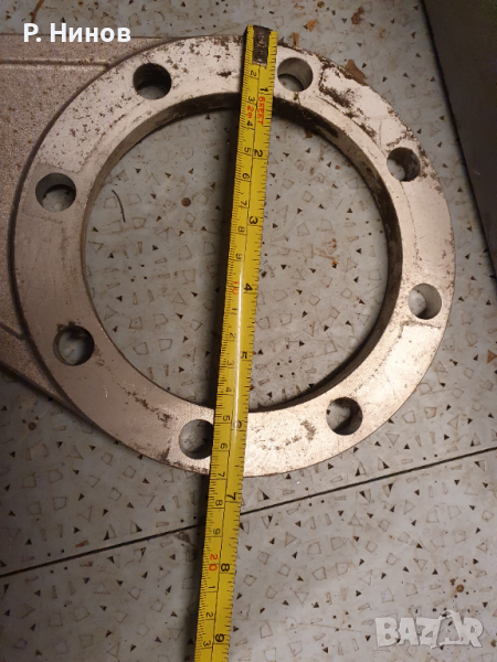 основа за монтаж на ел. двигатели на фланец 160 мм /Форгеле/. реактивно рамо, снимка 1