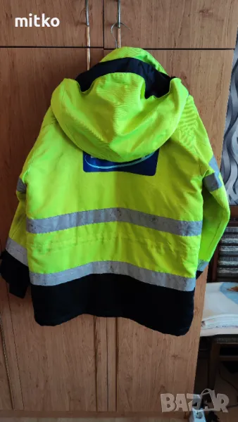 Яке, снимка 1