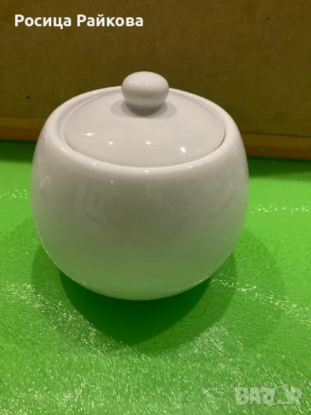 Порцеланов съд с капаче, снимка 1