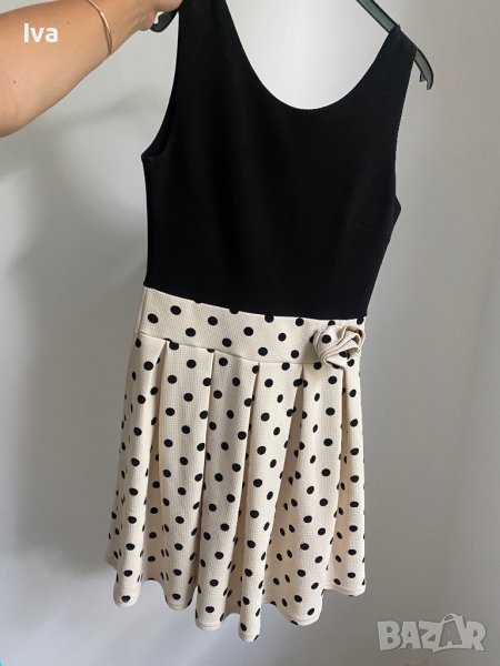 Рокля на точки , снимка 1