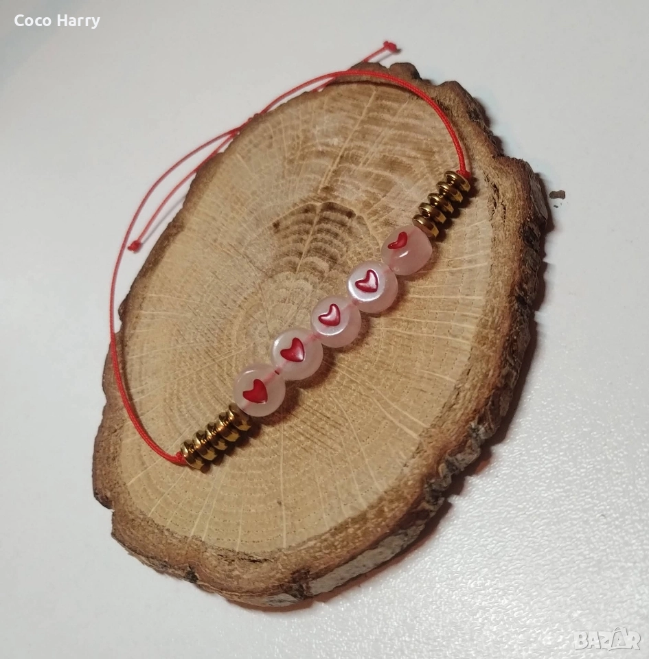 Гривна със светещи сърца и Хематит,червен конец,ръчна изработка, снимка 1