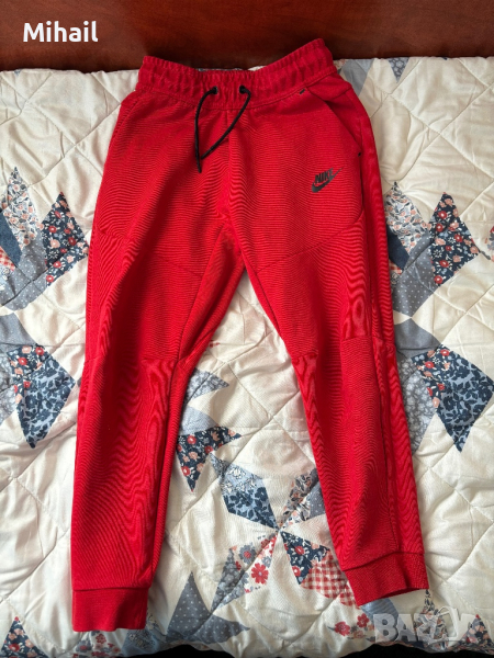 Анцунг Nike tech fleece червен, снимка 1