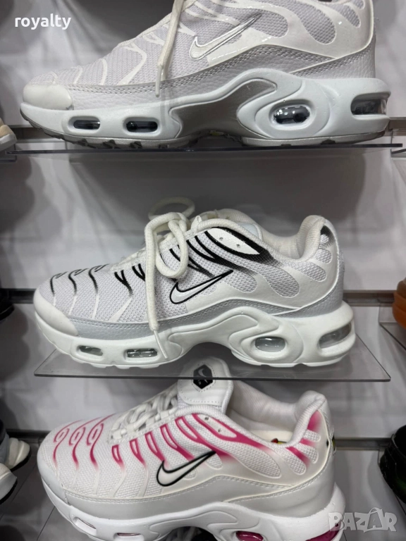 Nike Дамски Маратонки Различни Цветове , снимка 1