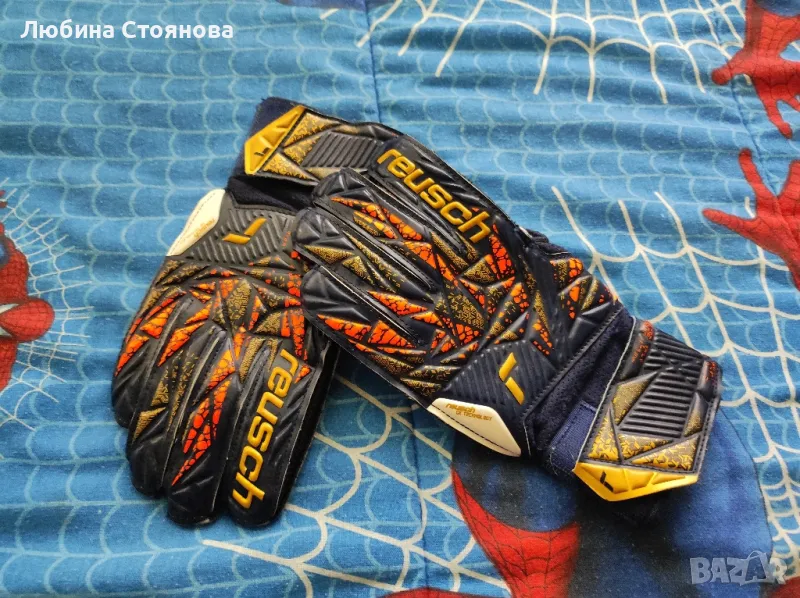 Вратарски ръкавици Reusch Attrakt Solid, Размер L/XL-9.5, Син/Златист, снимка 1