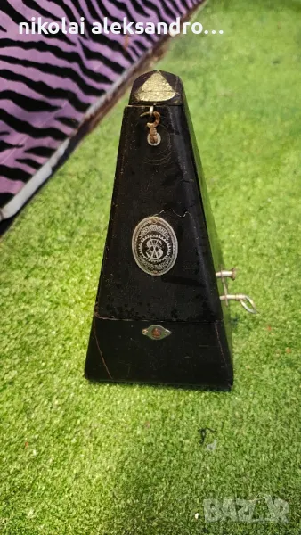 стар немски бакелитов метроном., снимка 1