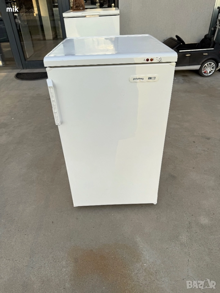 Малък фризер Привилег 50 см широк, снимка 1