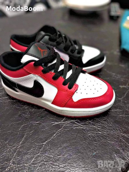 Детски обувки Nike Jordan , снимка 1
