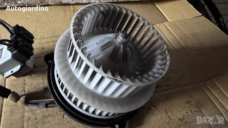 Вентилатор за парно зa Toyota Prius - 194000-1390, снимка 1