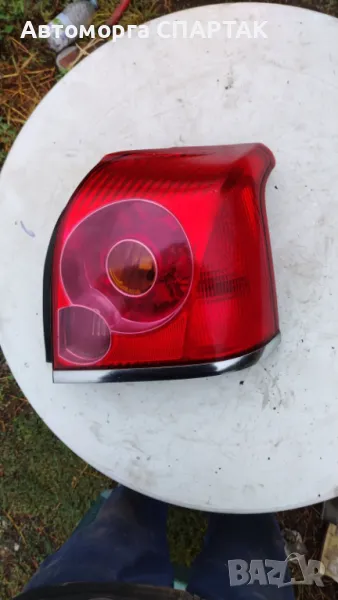 Десен стоп Toyota Avensis 1.6 VVT-i 110 конски сили, снимка 1