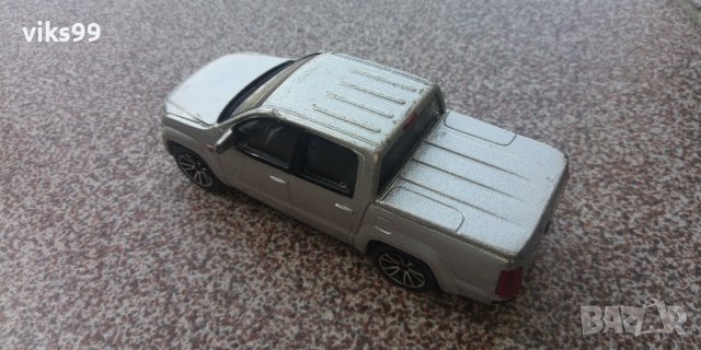 VOLKSWAGEN AMAROK Bburago - Мащаб 1:43, снимка 2 - Колекции - 37512392