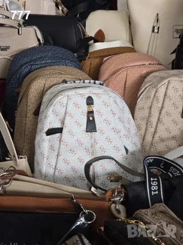 раници Guess , снимка 6 - Раници - 49366779