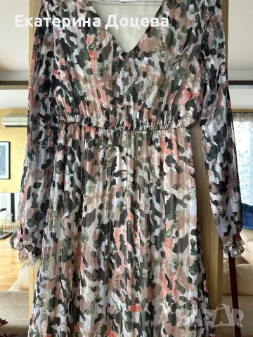 Елегантна рокля в пастелни тонове, снимка 4 - Рокли - 47474791