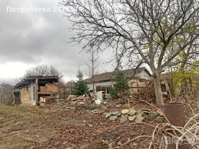 Продавам ПАРЦЕЛ за строеж на къща в гр. Нови пазар , снимка 6 - Парцели - 43232566