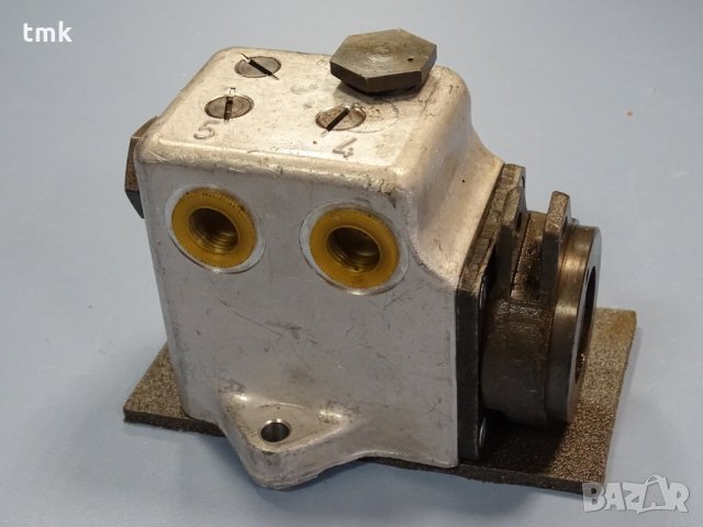 хидравличен разпределител BOSCH HY/SDMA1D7, снимка 4 - Резервни части за машини - 33340306