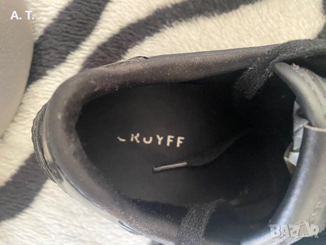 Оригинални спортни обувки CRUYFF 41 номер, снимка 5 - Спортни обувки - 40274856