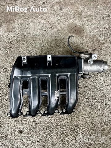 Всмукателен колектор БМВ Е90 91 92 BMW