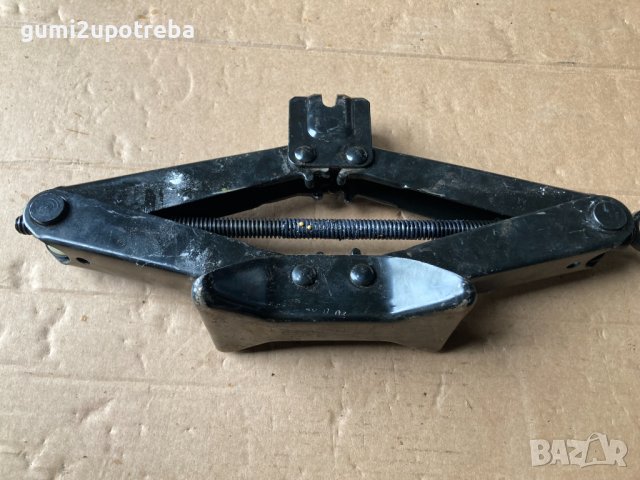 Крик за Кола Крик Nissan Almera Tino Нисан Оригинал, снимка 4 - Аксесоари и консумативи - 42979215