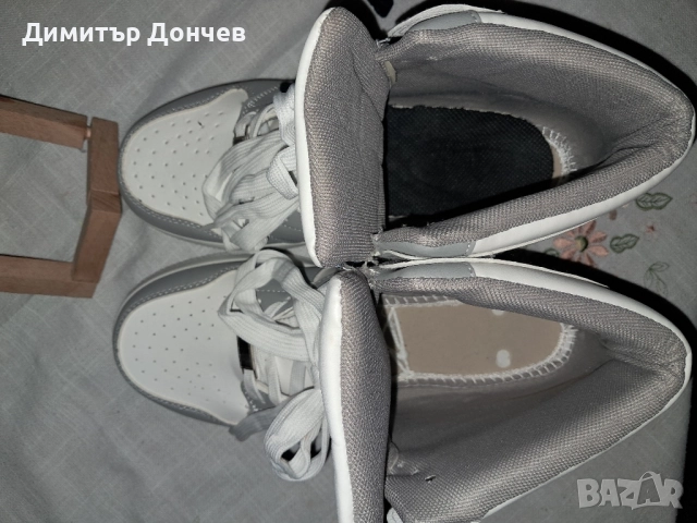 Обувки на NIKE