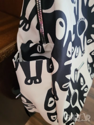 Дамска раница, снимка 3 - Раници - 50996998