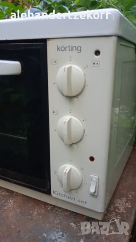 Малка готварска печка Korting, снимка 3 - Печки, фурни - 50608678