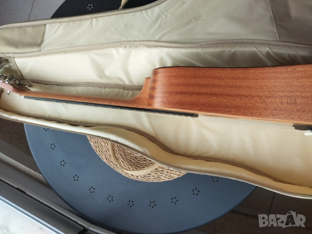 Продавам parlor/travel китара, снимка 3 - Китари - 53220236