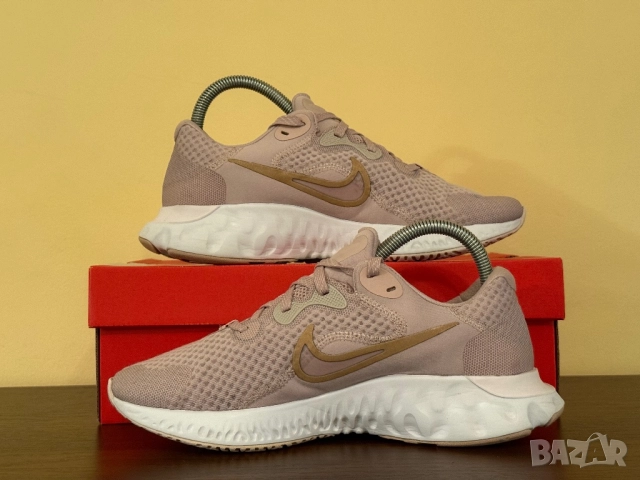 Дамски маратонки Nike Renew | 40,5, снимка 2 - Маратонки - 52517138
