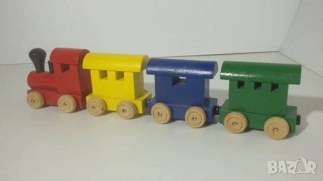Дървено влакче от 4 части с магнит, снимка 2 - Влакчета, самолети, хеликоптери - 51076354