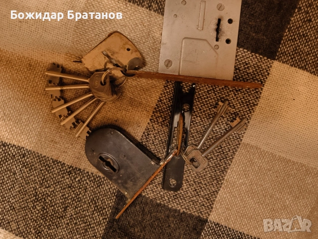 брави дръжки лампи, снимка 10 - Други машини и части - 53168146