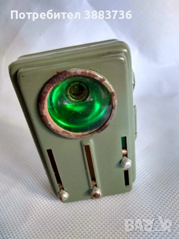 Ретро железничарско трицветно фенерче, снимка 3 - Антикварни и старинни предмети - 53531269