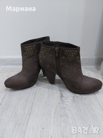 Дамски боти на ток, снимка 2 - Дамски боти - 35191462