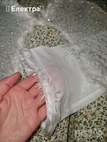 Коледен ангелски костюм с тиара и криле, снимка 4 - Детски рокли и поли - 48358701