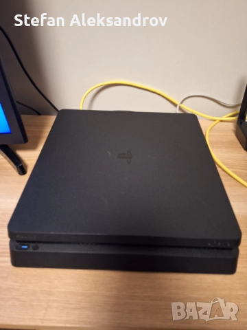 Playstation 4 slim + два оригинални контролера, 280 лв, снимка 4 - PlayStation конзоли - 52900016