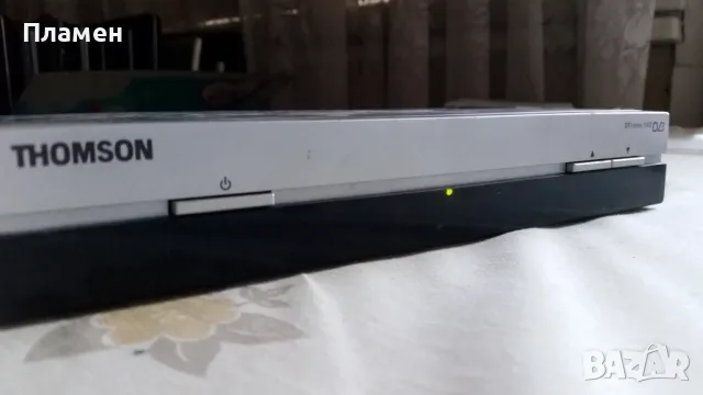 Сателитен приемник Thomson, снимка 3 - Приемници и антени - 47704820