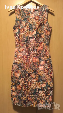 Сезонно намаление на дамски дрехи.