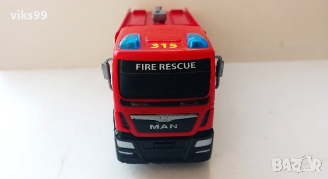 Пожарна Simba Dickie Toys MAN Fire Engine , снимка 6 - Колекции - 43569515