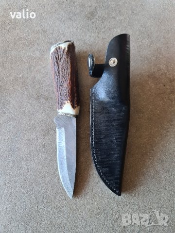 Нож дамаска стомана рог и сребро